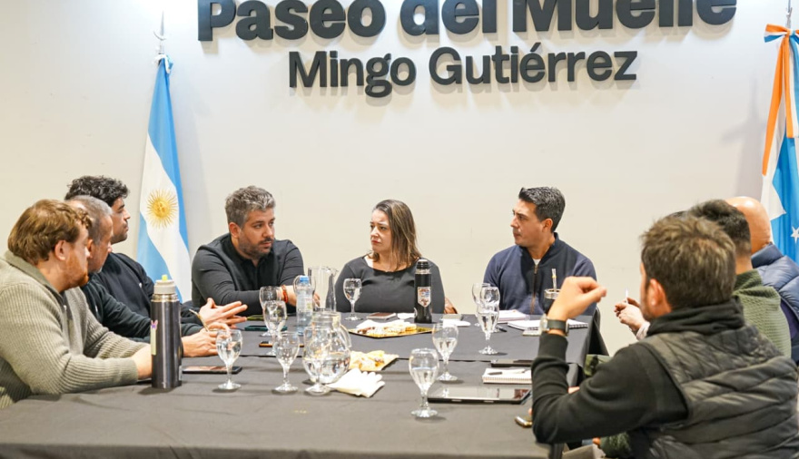 Gobierno se reunió con el Automóvil Club Rio Grande para articular el acompañamiento a la 51.ª Edición del Gran Premio de la Hermandad