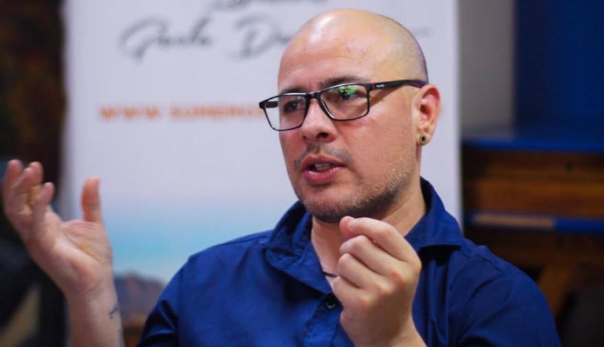 Sixto Benítez: "Las reglas deben estar claras y Harrington no puede aspirar a un tercer mandato"