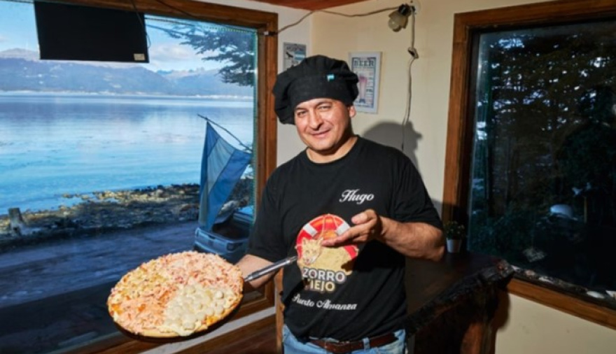 Puerto Almanza llega al mundo: Hugo Peralta competirá con su reconocida pizza tricolor