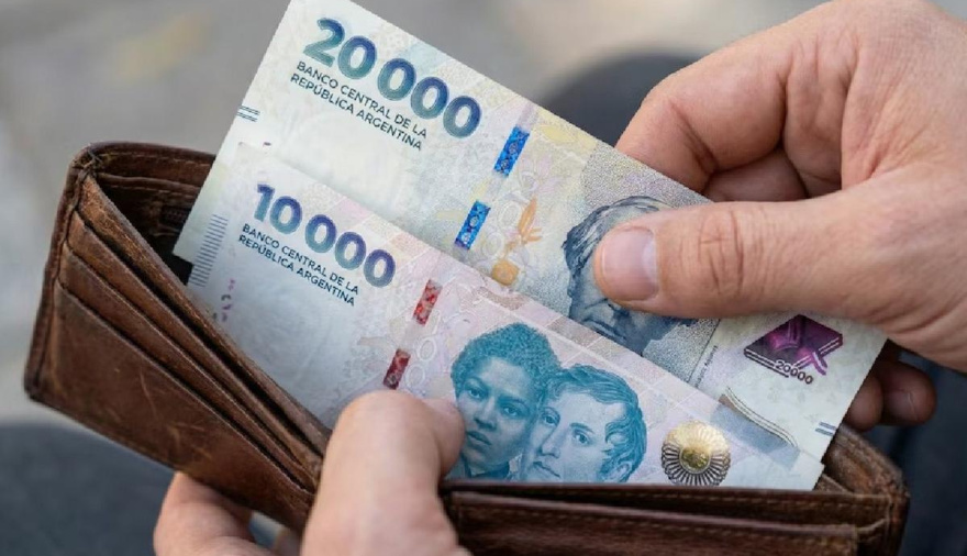 Salario mínimo, vital y móvil: se oficializaron los nuevos montos hasta abril de 2027
