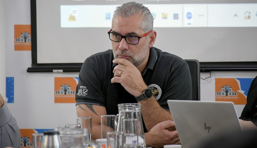 Lapadula cuestionó el funcionamiento del radar de Tolhuin y reclamó cambios en el presupuesto provincial