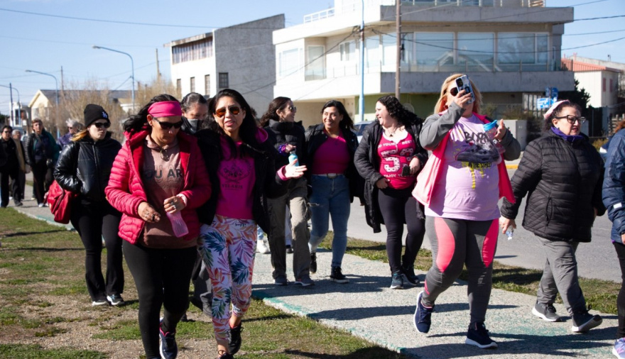 Río Grande se viste de rosa para promover la concientización y prevención del cáncer de mama