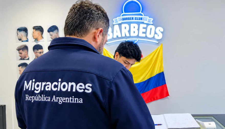 Eduardo Escobar: “La prioridad no es sancionar al extranjero, sino asesorarlo”
