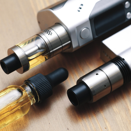 Los pediatras alertan por los efectos nocivos del cigarrillo electrónico en adolescentes