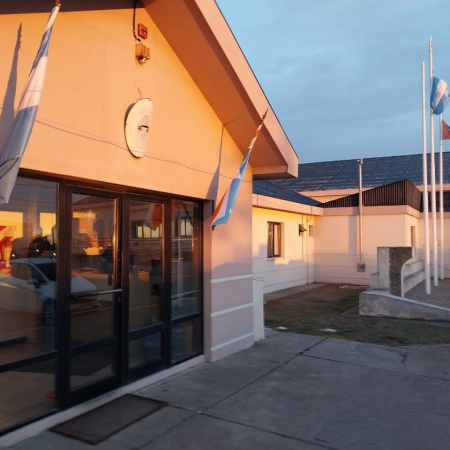 Condenaron a un hombre por agredir a su expareja y violar una perimetral