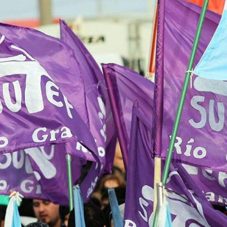 Docentes realizaron congreso y podría haber un nuevo paro