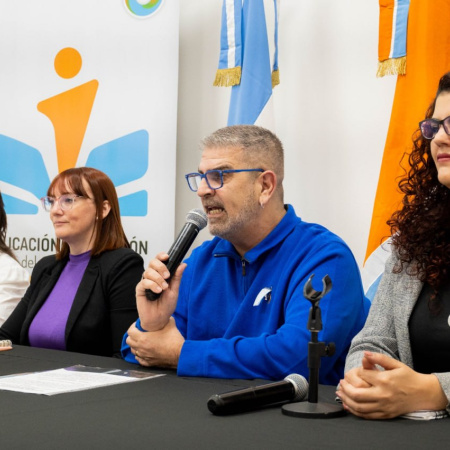 MÁS DE 2500 DOCENTES PARTICIPARON DEL PRE CONGRESO DE EDUCACIÓN E INCLUSIÓN DEL FIN DEL MUNDO