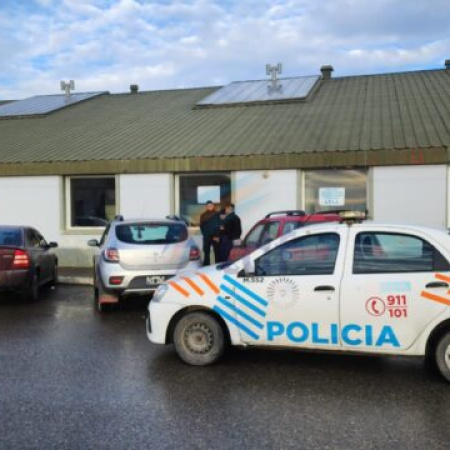 Trágico episodio en el estacionamiento del Hospital Regional Río Grande
