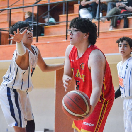 Clubes e instituciones de la ciudad pueden entrenar en los espacios deportivos municipales