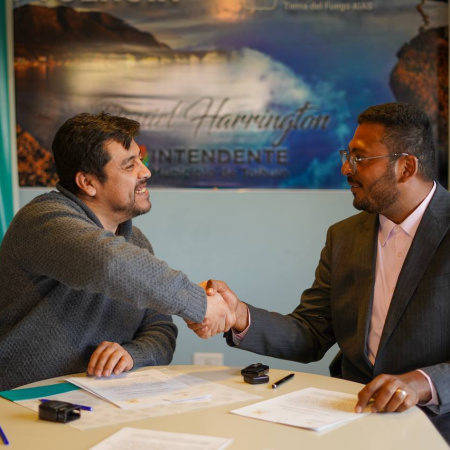 Tolhuin y Cantarranas (Honduras) firmaron un convenio de cooperación turística y cultural