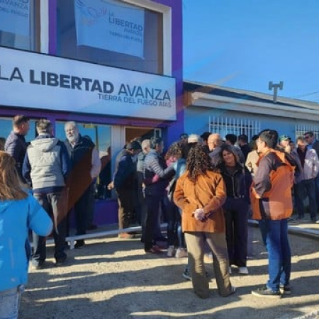 Encuesta en Tierra del Fuego: La Libertad Avanza lidera con el 36,7% de intención de voto para el Senado