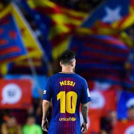 Se cumplen 4 años de la salida de Messi del Barcelona