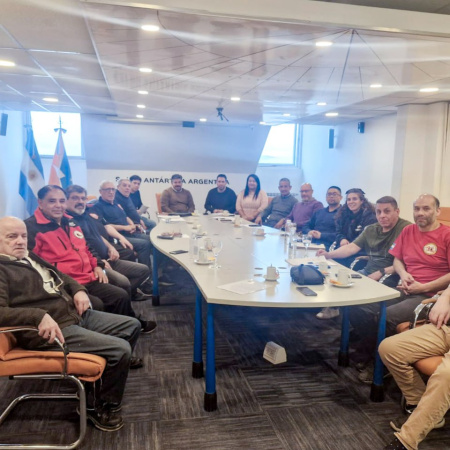 El Gobierno Provincial y la Federación de Asociaciones de Bomberos Voluntarios se reunieron para avanzar en mejoras del sistema de emergencias