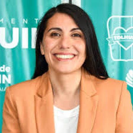 Ana Paula Cejas: “Es un honor representar a Tolhuin y ser candidata a senadora por Defendamos Tierra del Fuego”