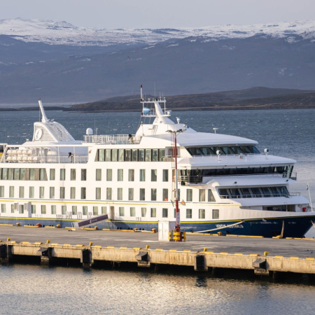 Nueva temporada de Cruceros en Tierra del Fuego: Ushuaia da la bienvenida al Ventus Australis