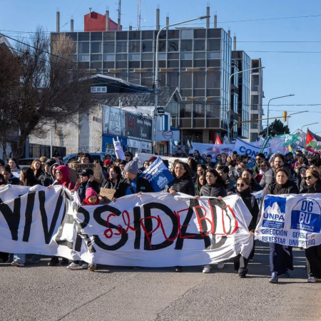 Rechazo estudiantil al concurso británico sobre Malvinas