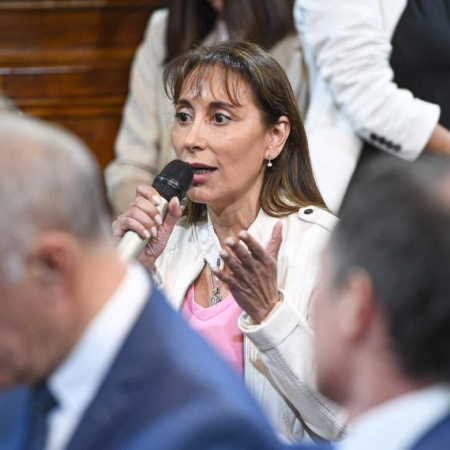 Cristina López: ‘No vamos a permitir la entrega de la Base Naval de Ushuaia a los EEUU¨