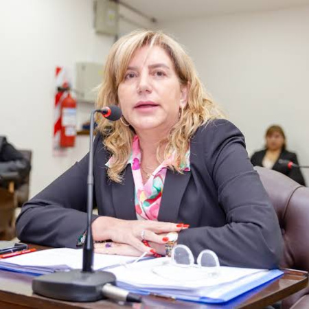 DÍA DE LA LEALTAD: “EL PERONISMO ESTÁ DE PIE, HOY MÁS QUE NUNCA”