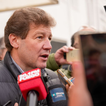 “MIENTRAS HAYA ELECCIONES, ES UN DÍA PARA CELEBRAR, ES UN DÍA DE DEMOCRACIA”
