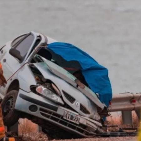 El conductor se negó a declarar y la viuda dijo que nunca los asistió ante la tragedia pasando una hora tirados en ruta