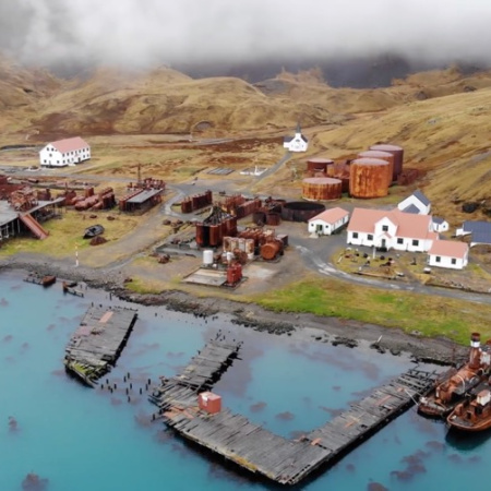 Gran Bretaña convierte la matanza de 175.000 ballenas en un parque temático en Georgia del Sur