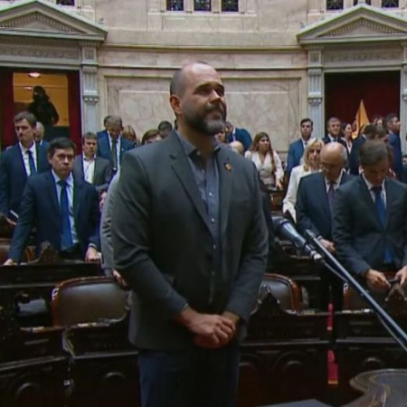 “Asumo con la responsabilidad de quien sabe que representa el futuro de su provincia”