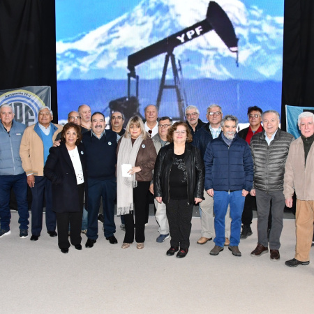 Río Grande conmemoró el Día Nacional del Petróleo y reivindicó la memoria y la soberanía energética