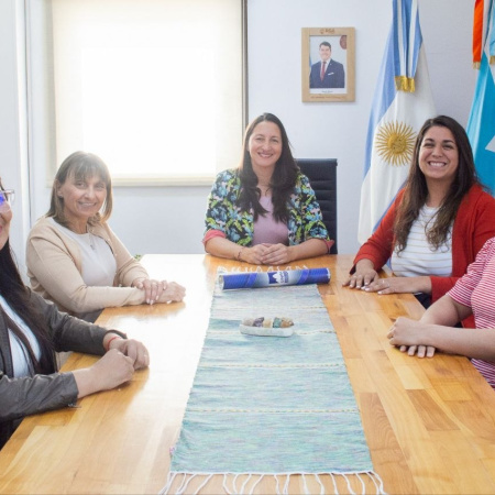 El municipio reconoció a nuevos profesionales riograndenses de la UNPA