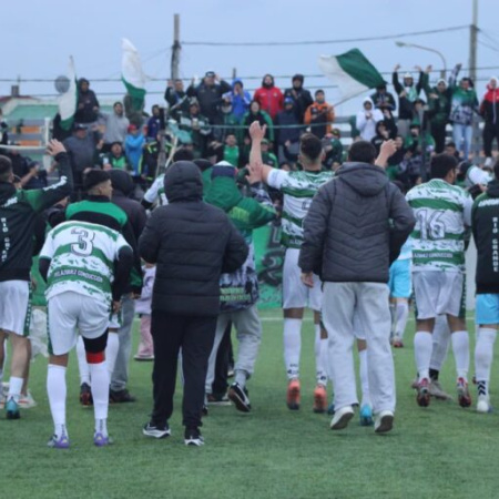 Camioneros inicia los Cuartos de Final ante Boxing Club en el Centro Deportivo Municipal
