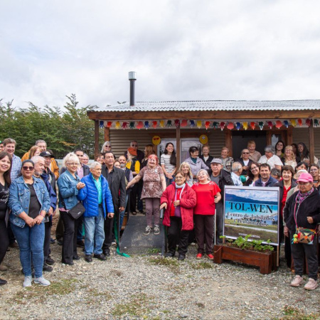 El gobernador Melella participó de la inauguración de la sede del centro de jubilados TOL-WEN