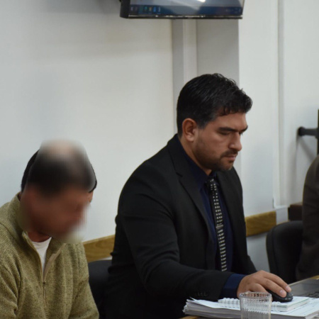 Condena por Abuso Sexual a Menores: 20 Años de Prisión para el Acusado