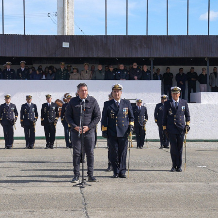 El intendente acompañó el cambio de mando de la brigada de infantería de Marina Austral en Rio Grande