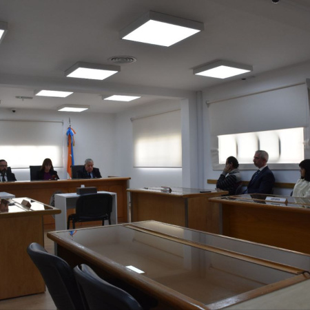 Condenan a un hombre a 4 años y 6 meses de prisión por distribución de material de abuso sexual infantil