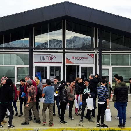 Récord de inscriptos en la Universidad Nacional de Tierra del Fuego: más de 1.700 estudiantes iniciaron el ciclo 2026