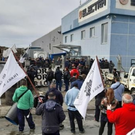 Festival solidario para acompañar a los trabajadores de Aires del Sur