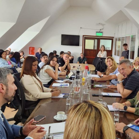 Legisladores rechazan el proyecto del SUTEF para financiar el sistema educativo