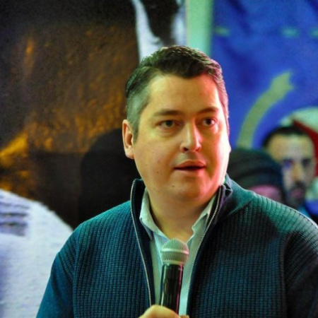 “La situación de OSEF es grave en función a seis años de destrucción y de despilfarro absoluto”