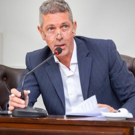 Löffler acusó a Melella de manejar discrecionalmente los recursos