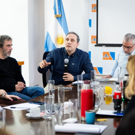 El ministro Alejandro Barrozo detalló en a legislatura la situación económica y financiera de la provincia