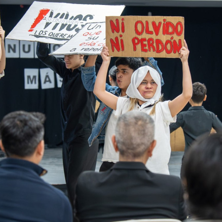 La provincia conmemoró el día de la memoria, por la verdad y la justicia con un acto oficial en el centro cultural yaganes