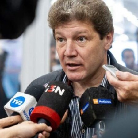 Melella: “O nos transformamos o nos hundimos”