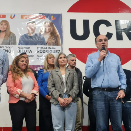 Blanco llama a la unidad radical y plantea reconstruir la UCR en Tierra del Fuego