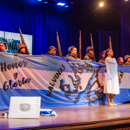 Gran convocatoria en el primer encuentro de cantautores “La Patagonia le canta a Malvinas”