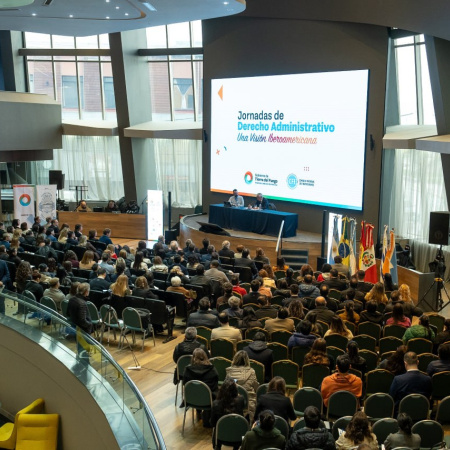 El gobernador Melella acompaño la apertura de las jornadas iberoamericanas de derecho administrativo