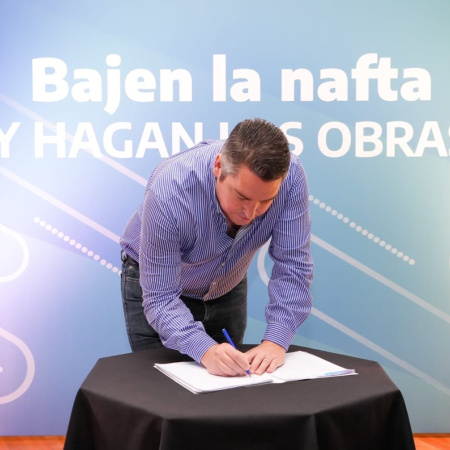 Martin Perez acompañó el reclamo de intendentes por el desfinanciamiento de los municipios ante el gobierno nacional