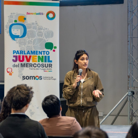 Parlamento Juvenil del Mercosur 2026: “Este ámbito de ejercicio Ciudadano, Político y Democrático amplía el conocimiento de la matriz productiva fueguina"