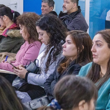 Más de 1000 personas se inscribieron a las capacitaciones en Salud 2026