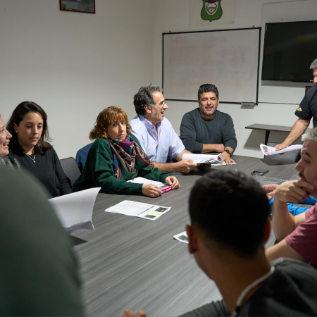 La mesa sindical consolidó el respaldo a la ley de goteo y presentarán 10.000 firmas en la Legislatura