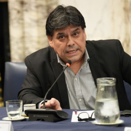 Araujo acusó a diputados libertarios fueguinos de “esconderse detrás de un relato falso” por la Zona Fría