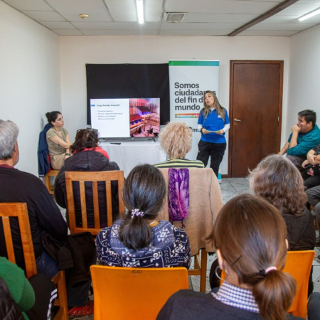 Finalizaron las jornadas avícolas para fortalecer la actividad productiva en Tierra del Fuego